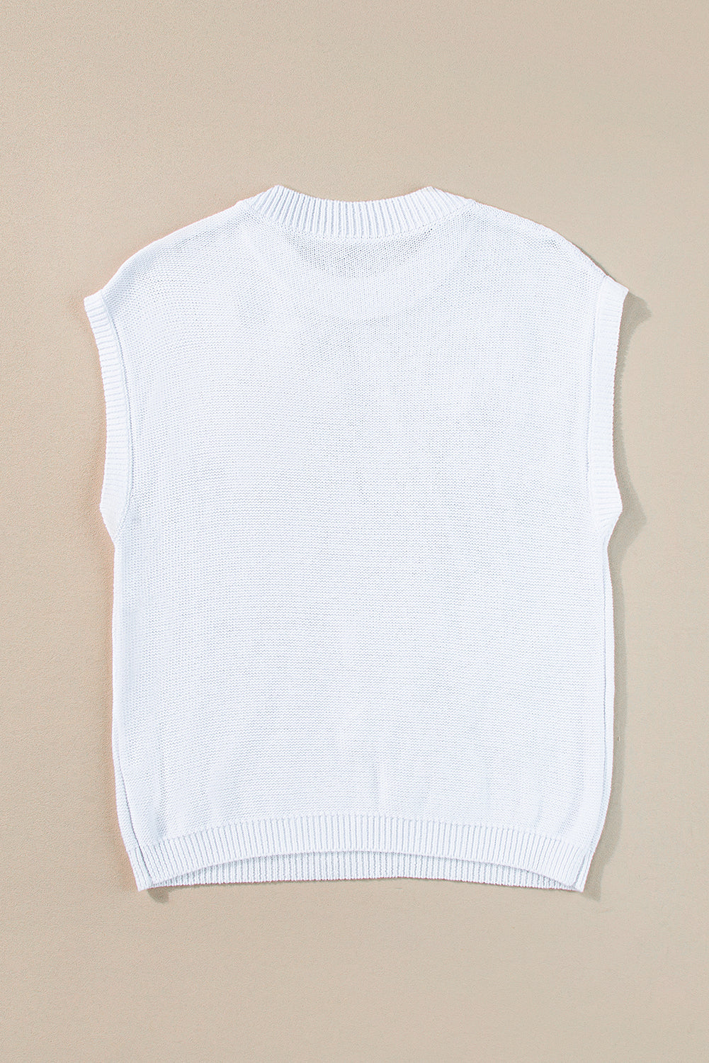 White Flower Patch Knit Round Neck Tee