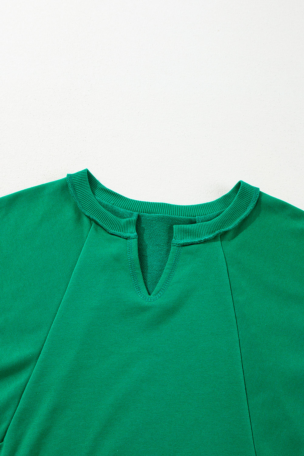 Bright Green Exposed Seam Notched Neck Plus Size Sweatshirt