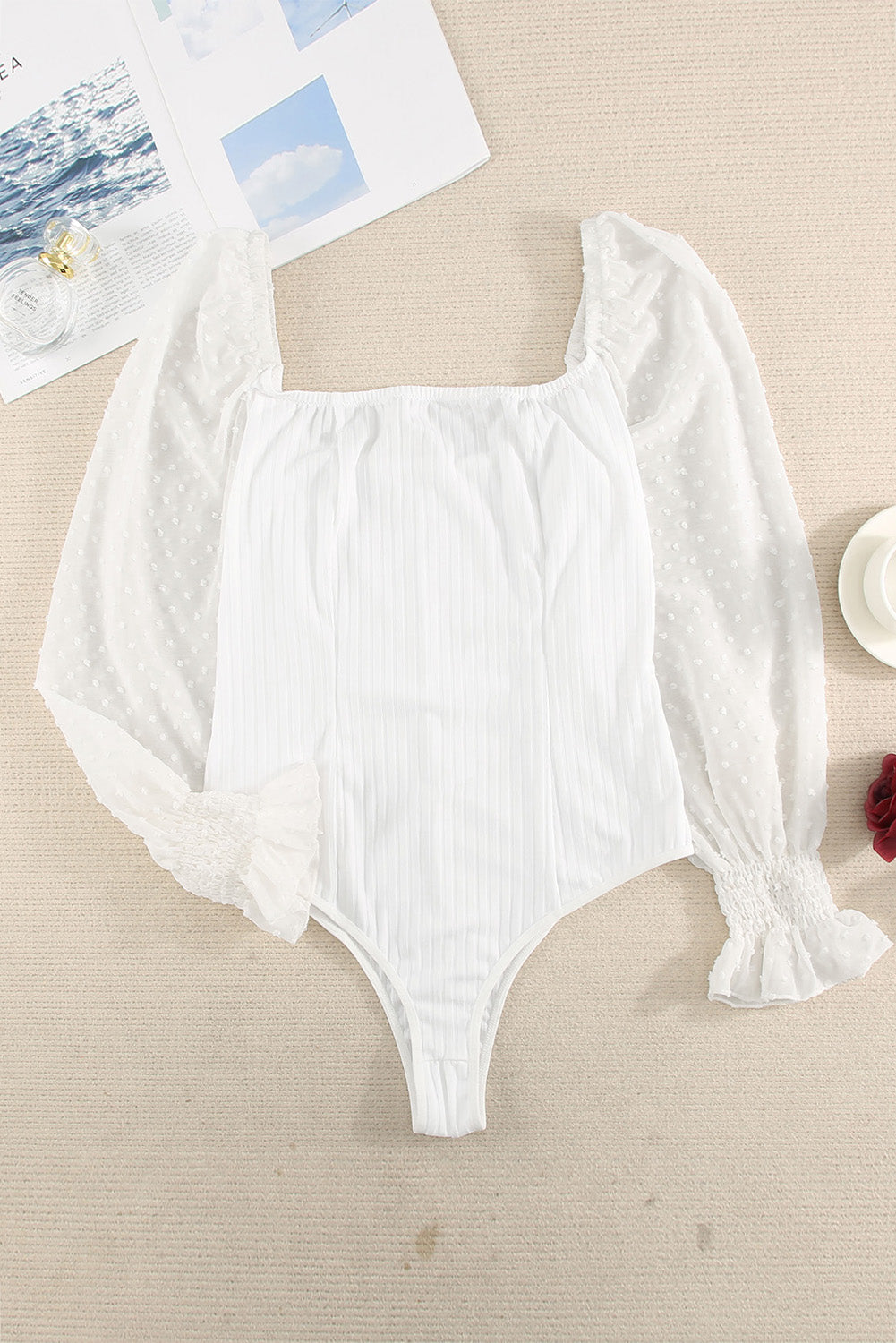 White Casual Solid Swiss Dot Ribbed Puff Sleeve Bodysuit