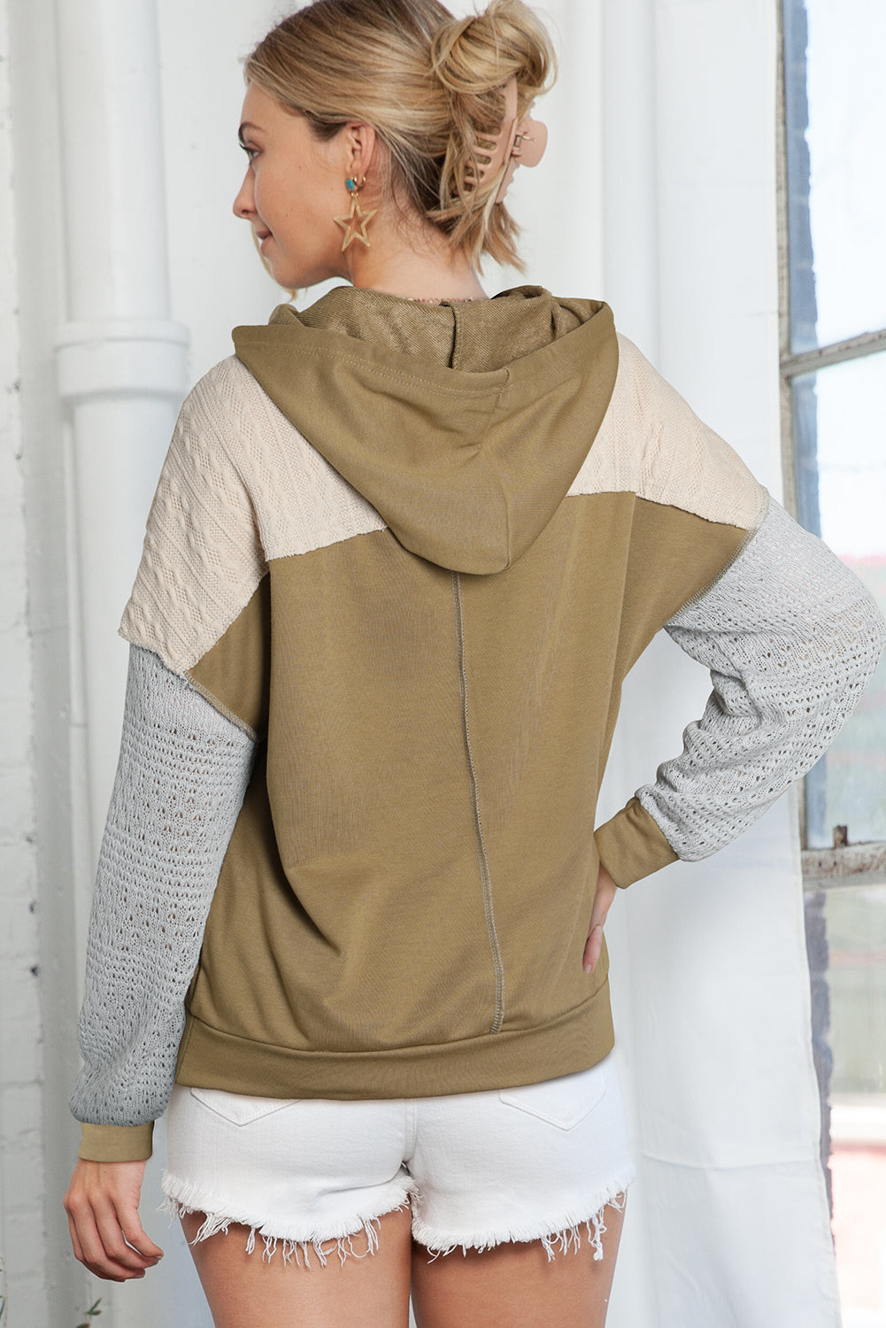 Brown Color Block Exposed Seam Crochet Sleeve Pullover Hoodie